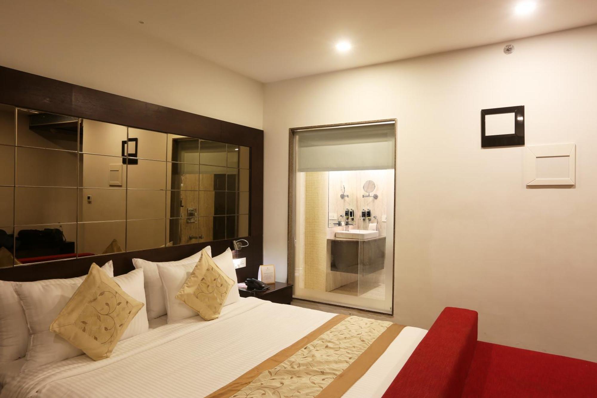 Vesta Grand Central Udaipur Exterior foto