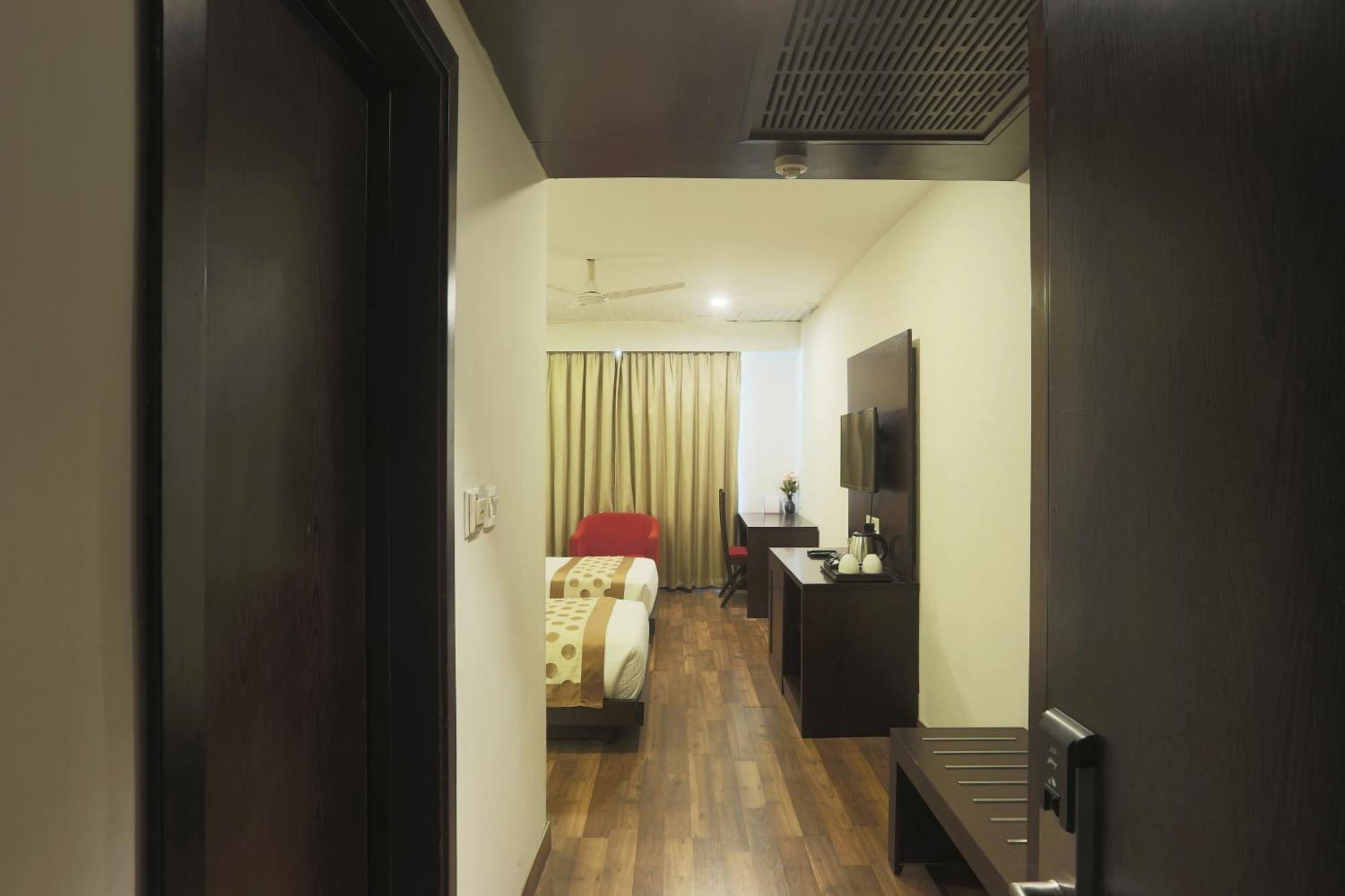 Vesta Grand Central Udaipur Exterior foto