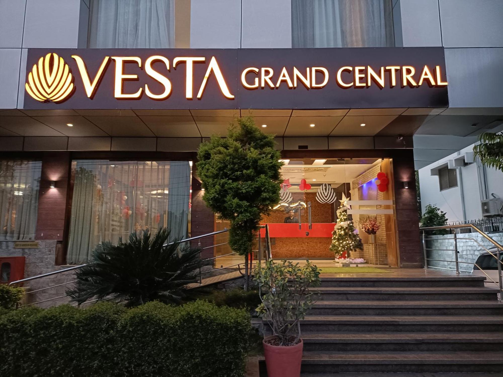 Vesta Grand Central Udaipur Exterior foto